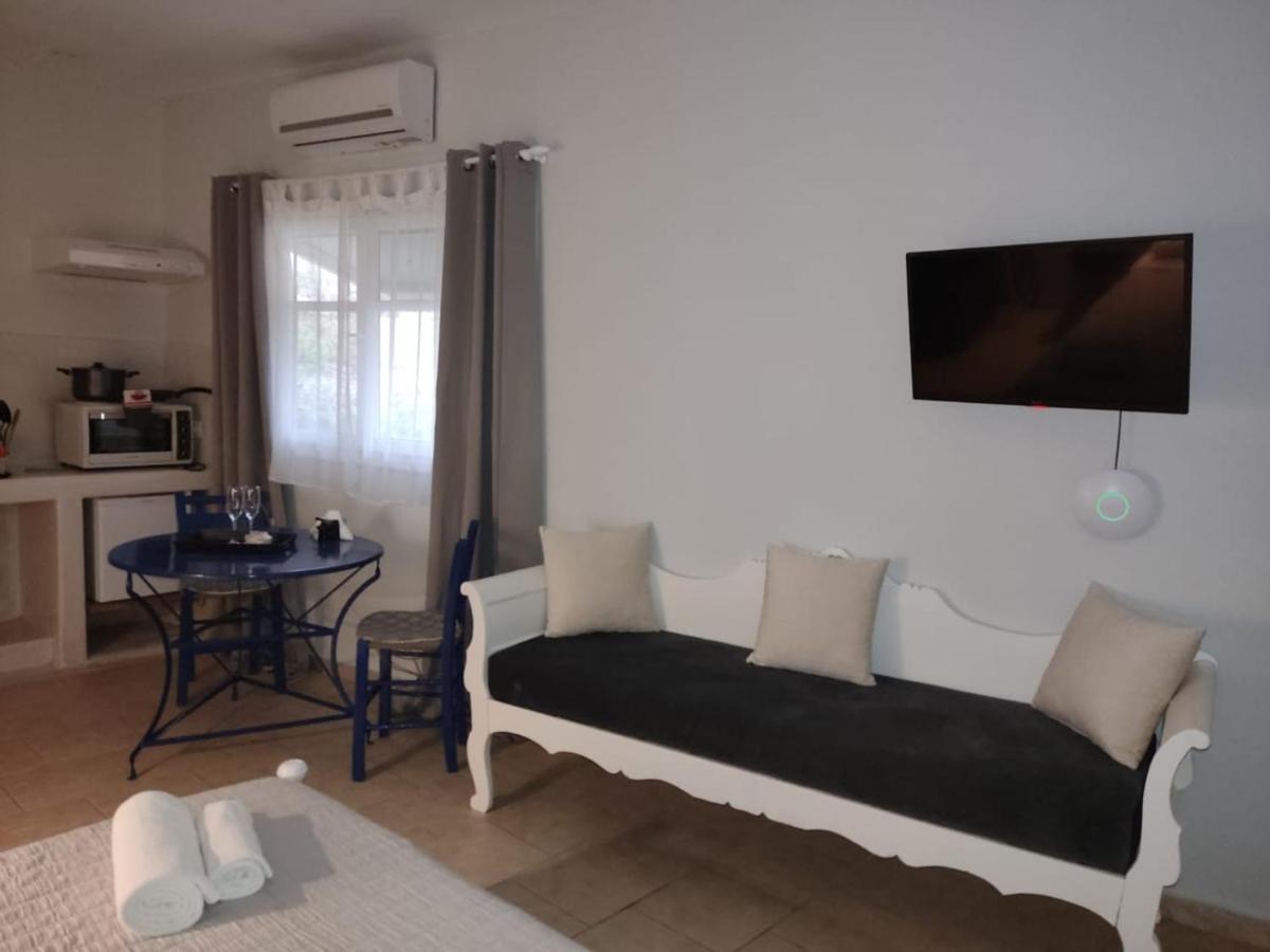 Kampanelia Village Suites Тира Экстерьер фото